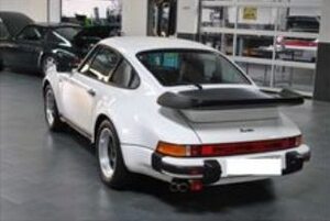 Porsche 911 930