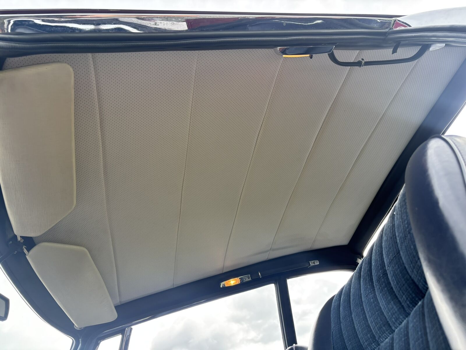 Glas Sonstige V8 2600