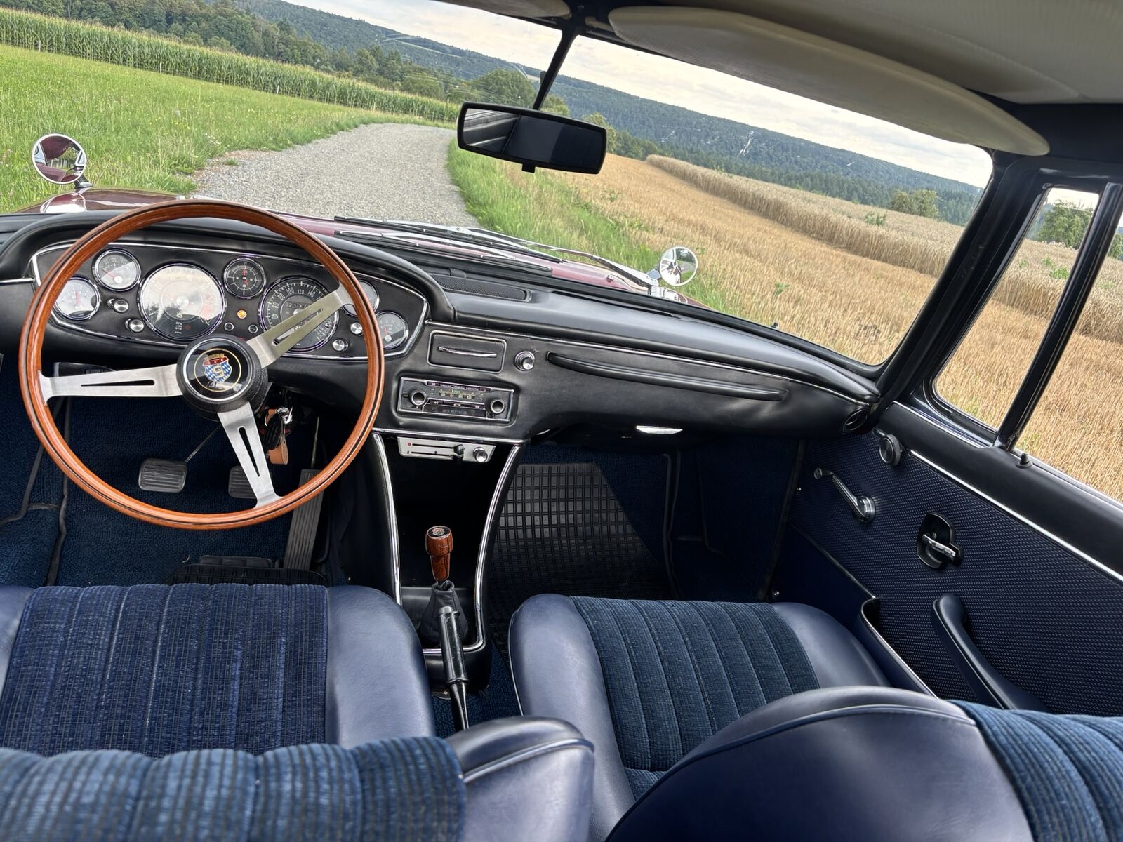 Glas Sonstige V8 2600