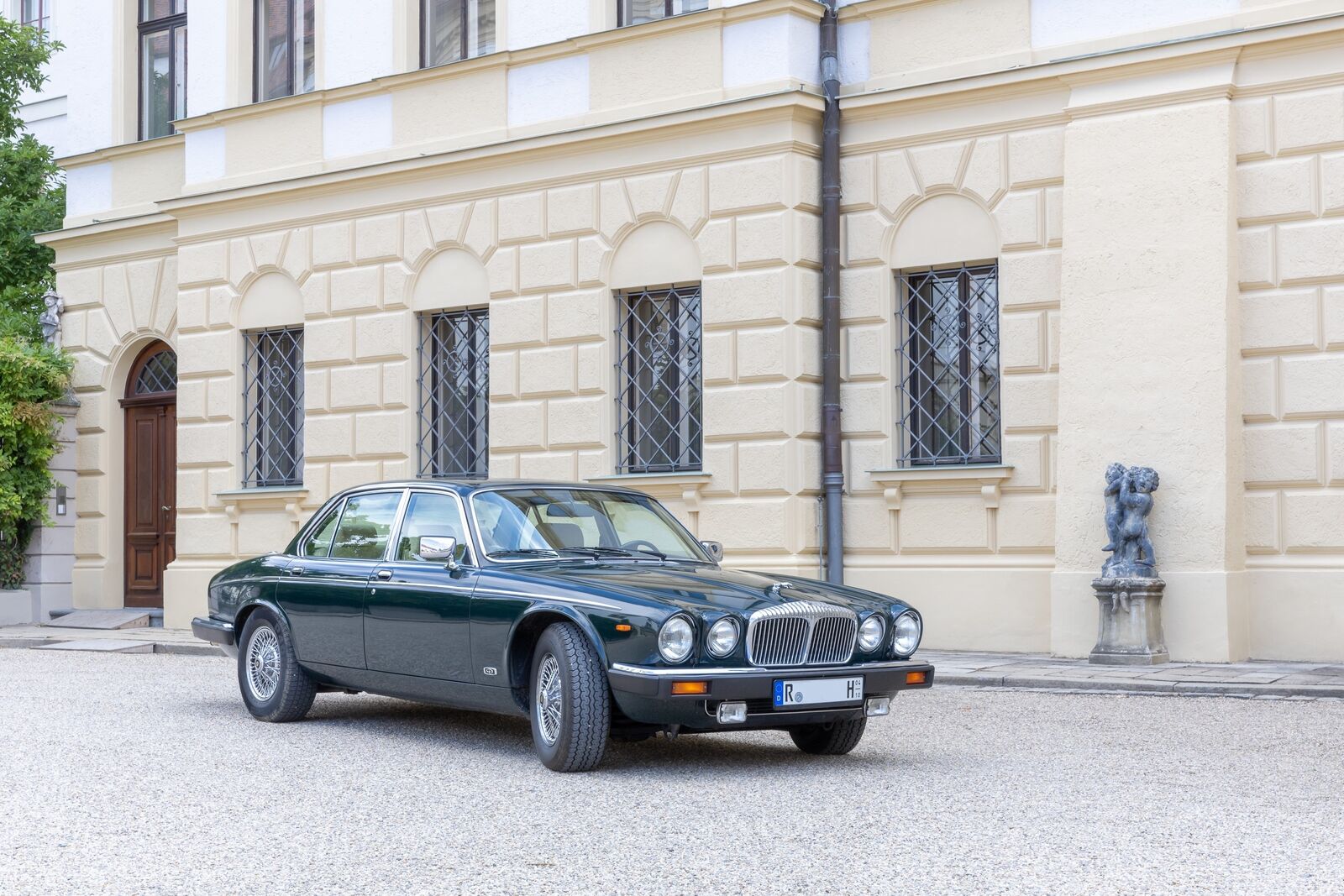 JAGUAR Daimler Serie III  Double Six