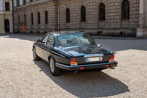JAGUAR Daimler Serie III  Double Six