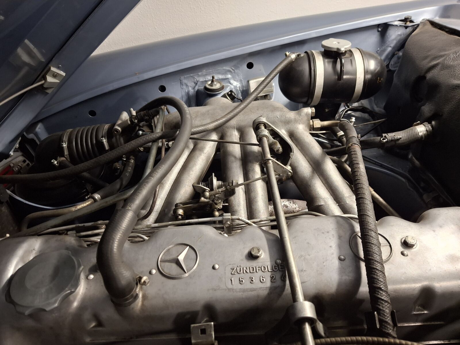 Mercedes-Benz SL 280 Pagode