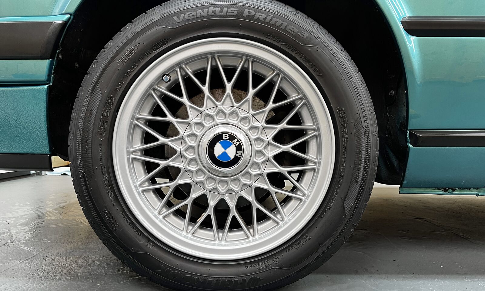 BMW 318 E30