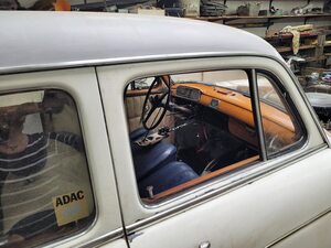 Mercedes-Benz 220 Ponton 220s w180