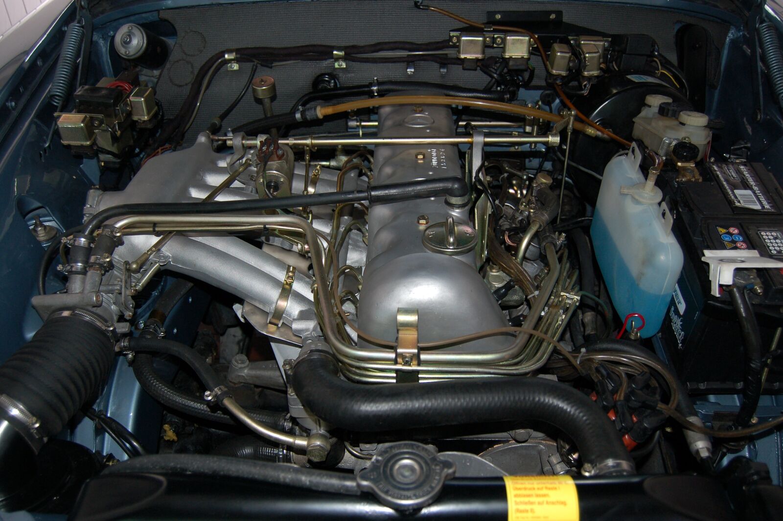 Mercedes-Benz 280 SE W111