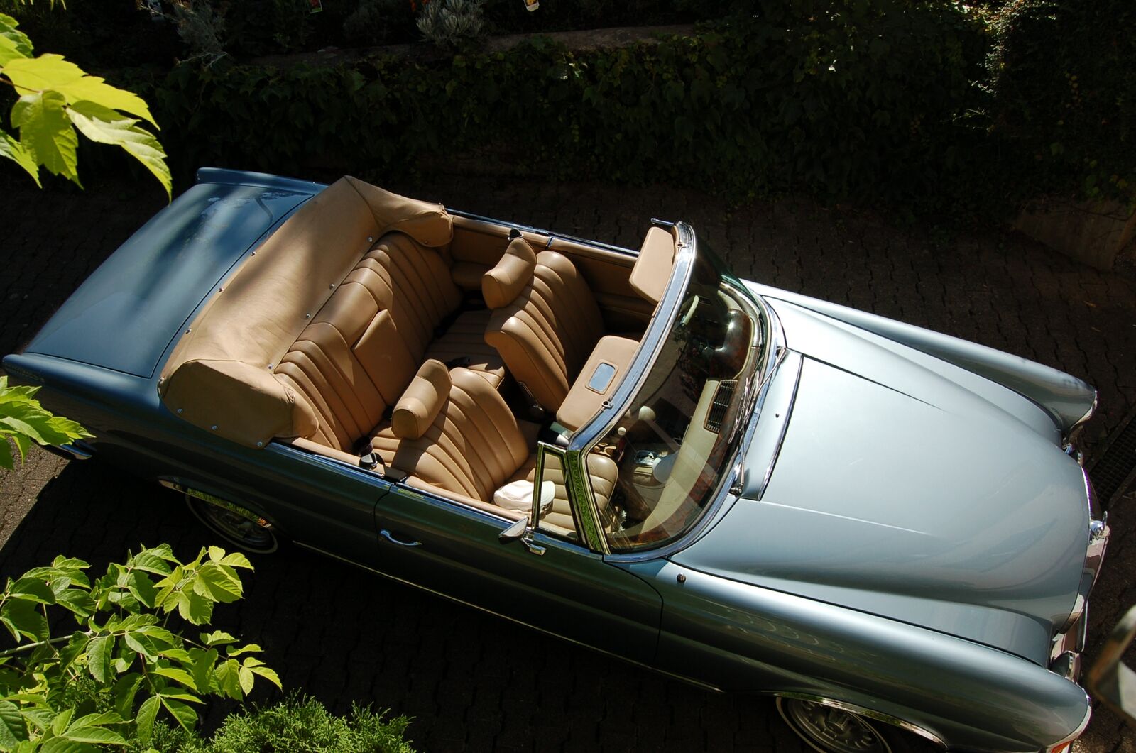 Mercedes-Benz 280 SE W111