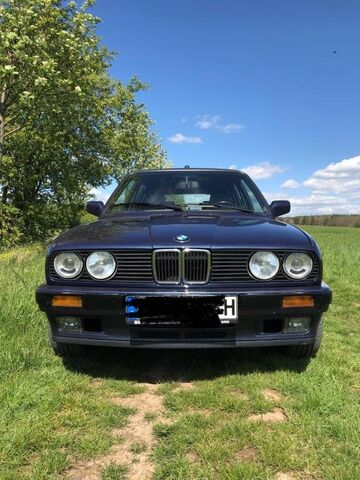 BMW 325 e30