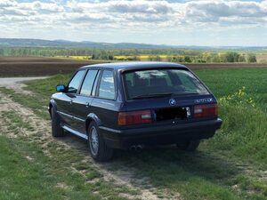 BMW 325 e30