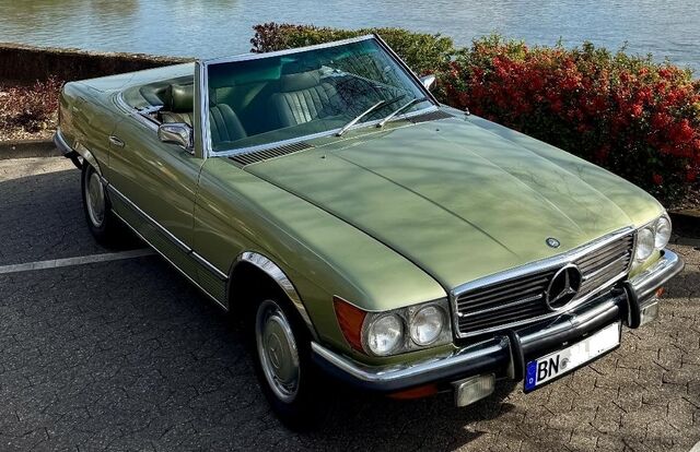 Mercedes-Benz 450 R 107