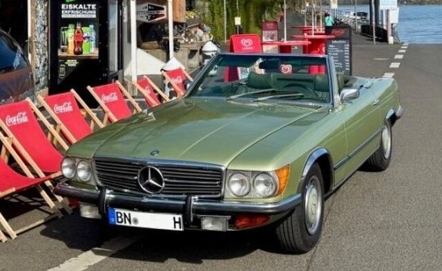 Mercedes-Benz 450 R 107