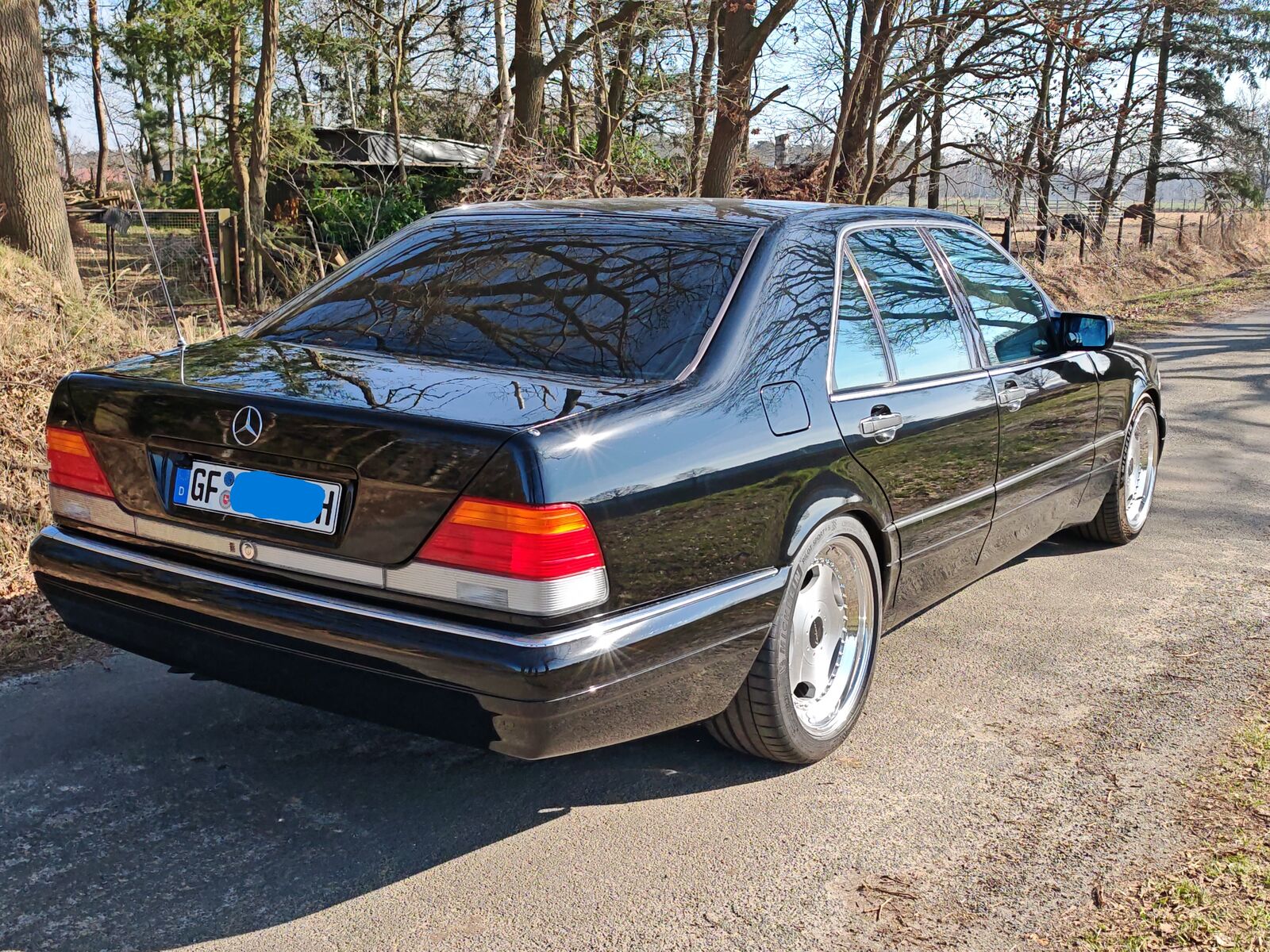 Mercedes-Benz S 320 S 320 (W140)
