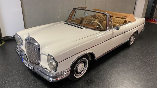 Mercedes-Benz S 300 W111112