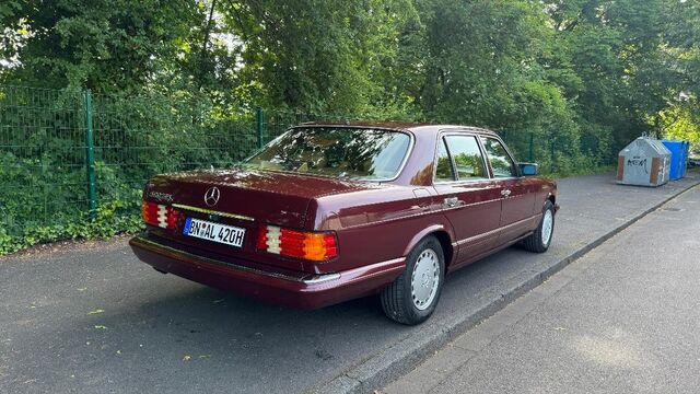 Mercedes-Benz 420 W126