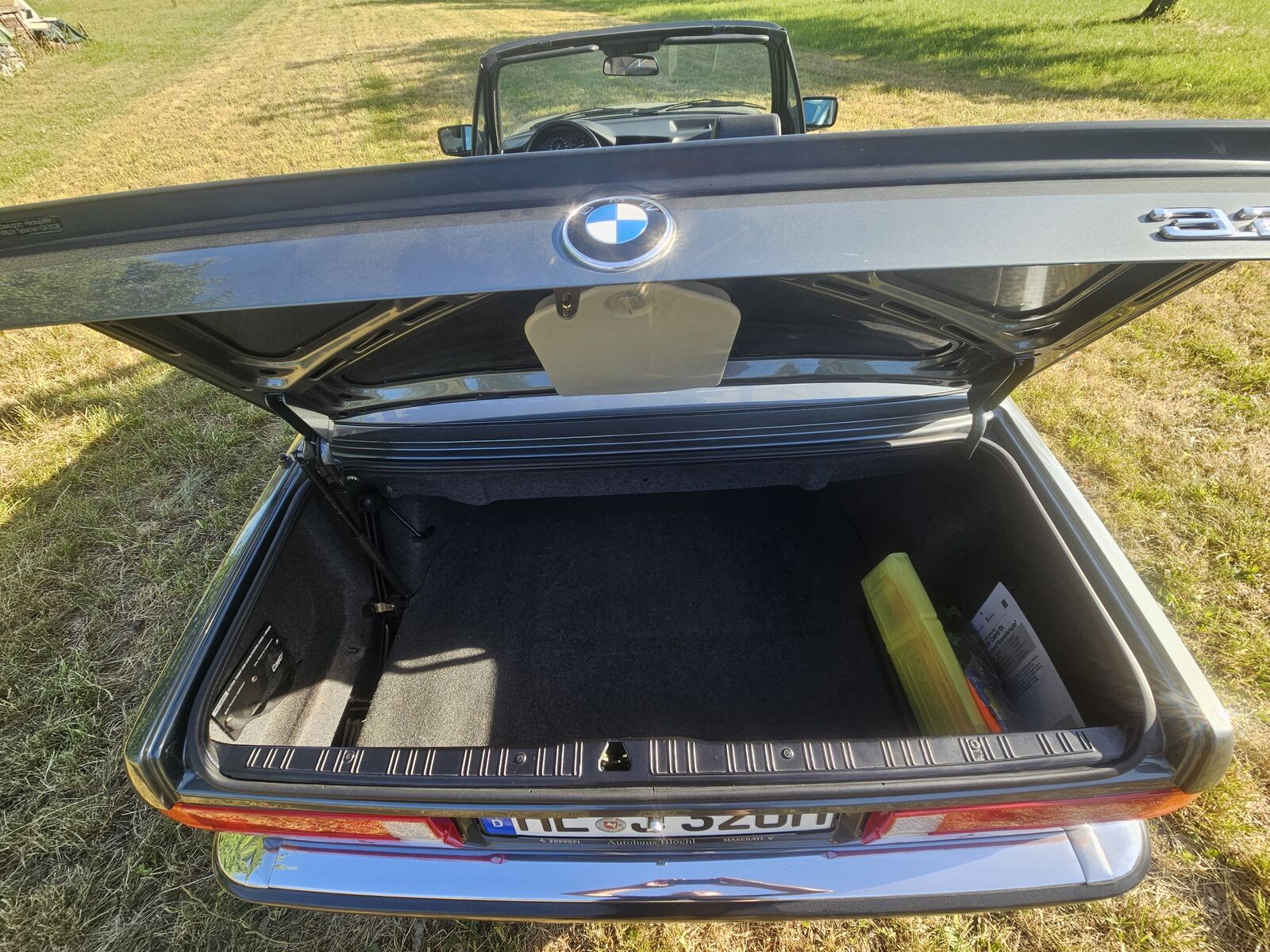 BMW 320 E30
