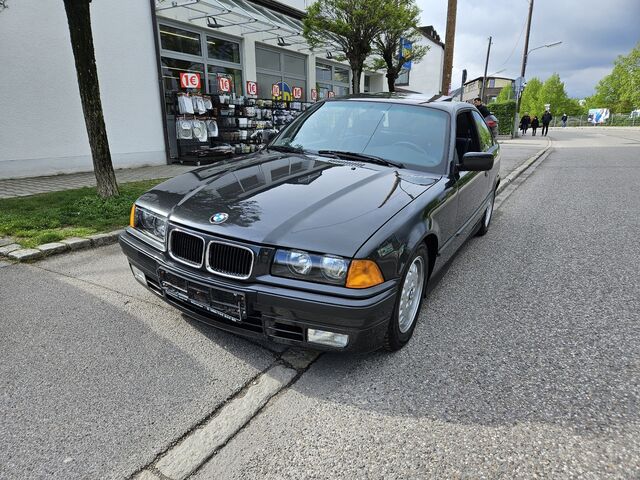 BMW 325