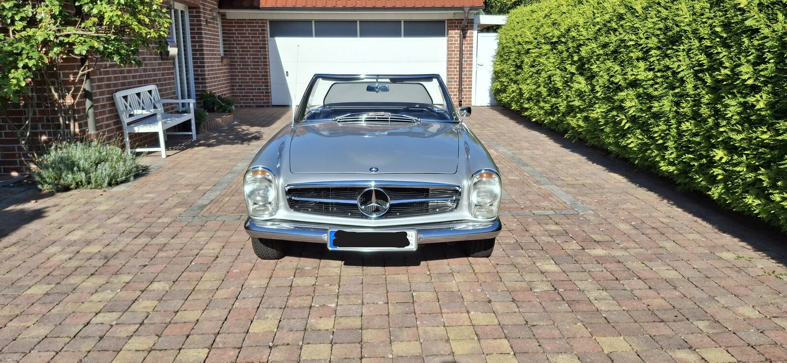 Mercedes-Benz 230 W113 - Pagoge