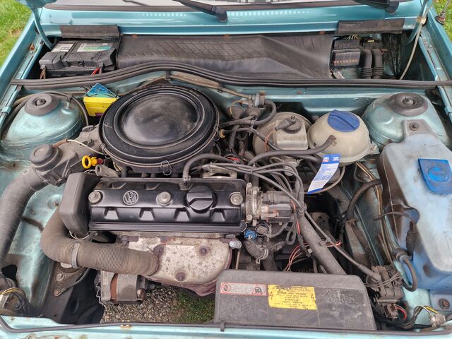 VW Polo 86C 2F