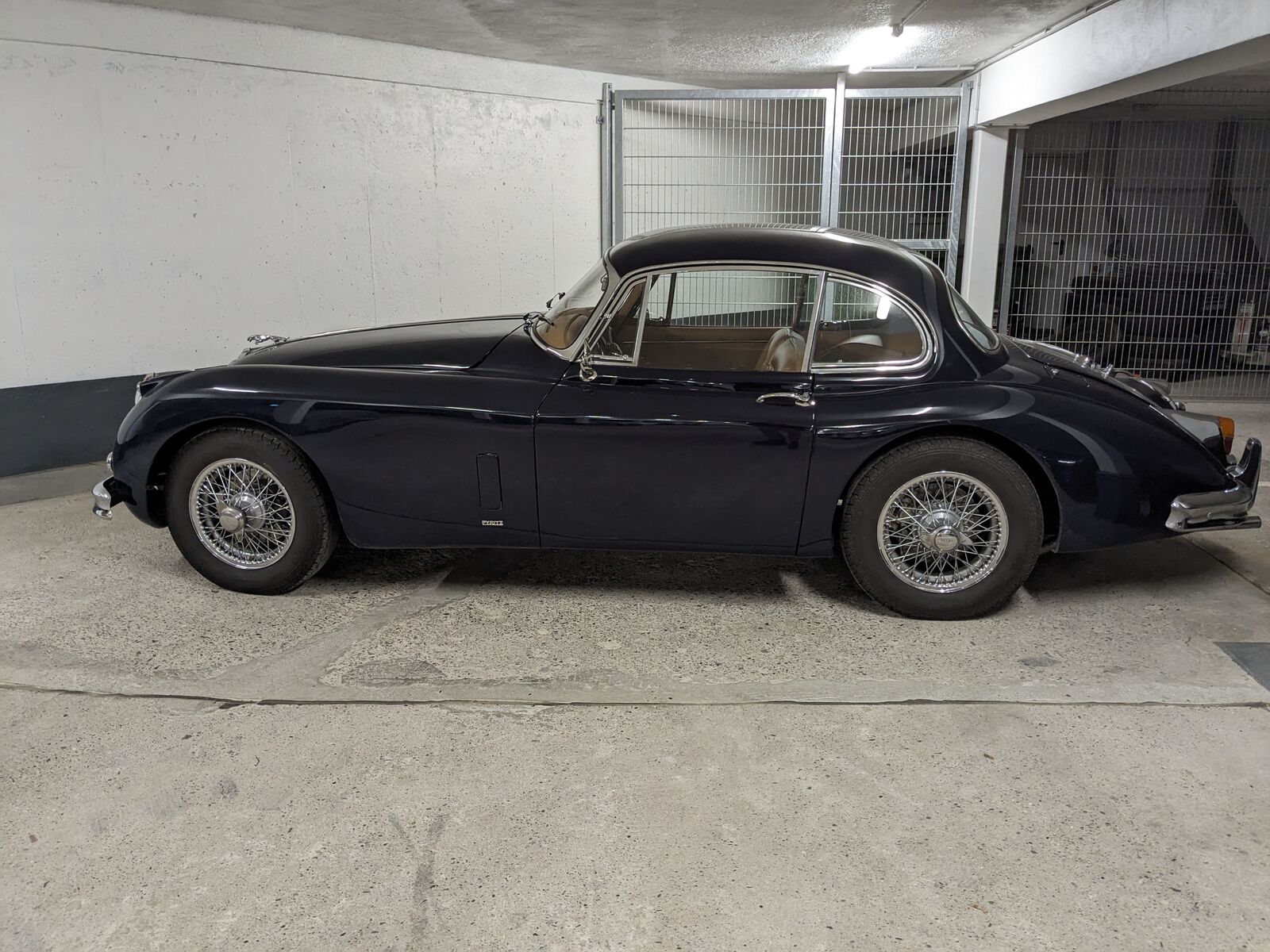 Jaguar XK 150 FHC