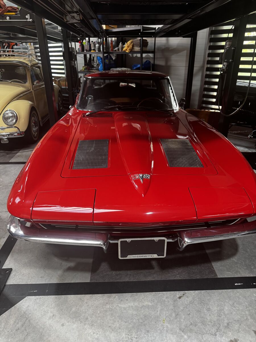 Corvette C2 Split-windows