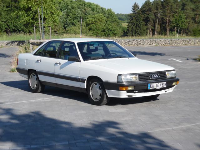 Audi 200 00/0 für18900€ zu verkaufen Motor Klassik