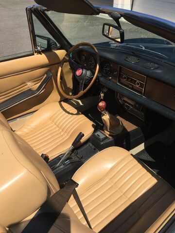 Fiat 124 Spider