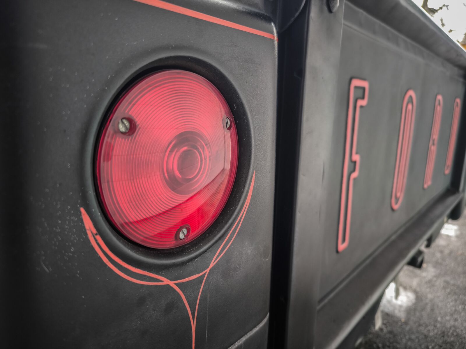Ford F 100 Custom Cab 1/2 ton Truck