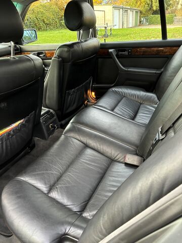 BMW 750 E32