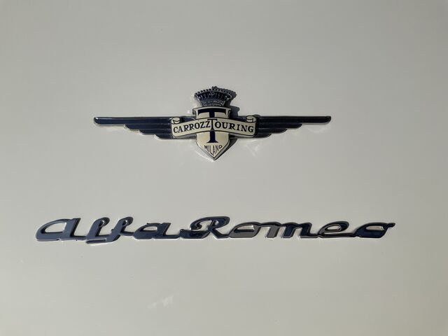 Alfa Romeo Spider Touring