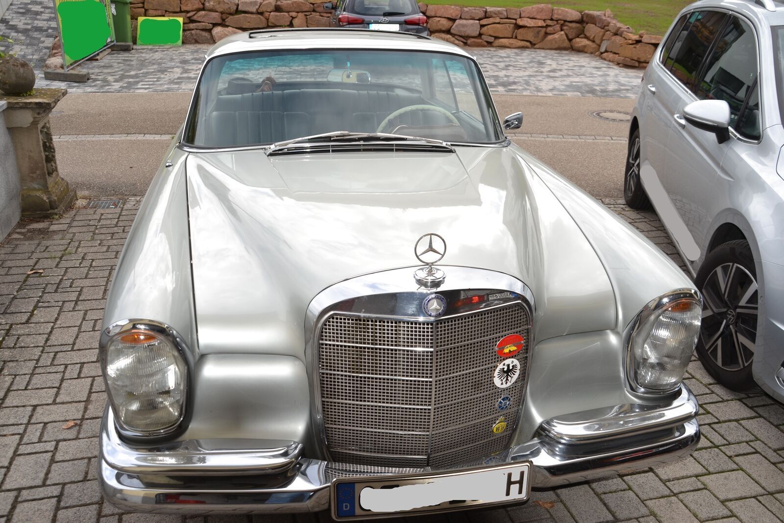 Mercedes-Benz 250 SE  (W111)