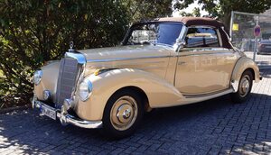 Mercedes-Benz 220 W 187