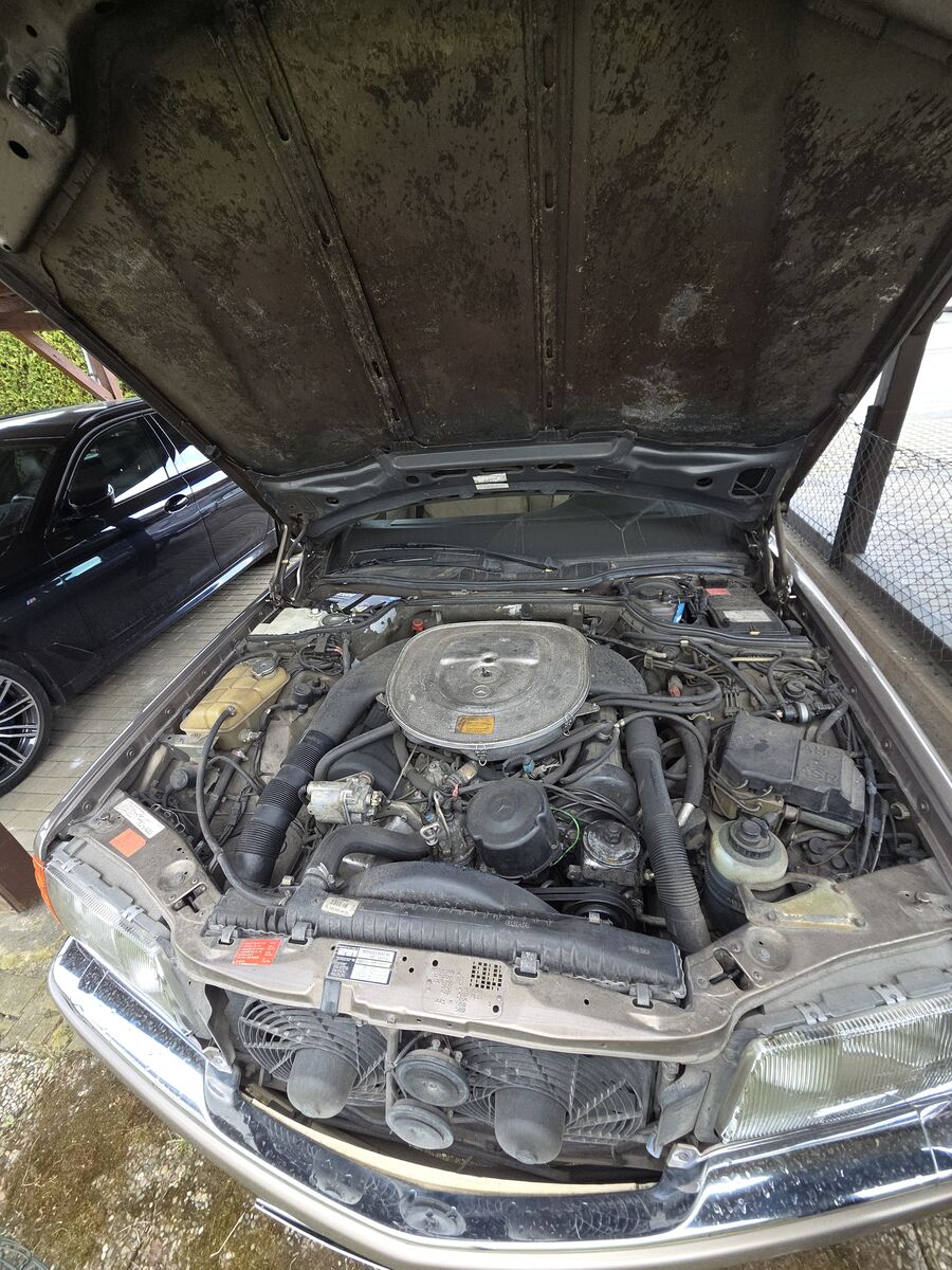 Mercedes-Benz S 500 W126