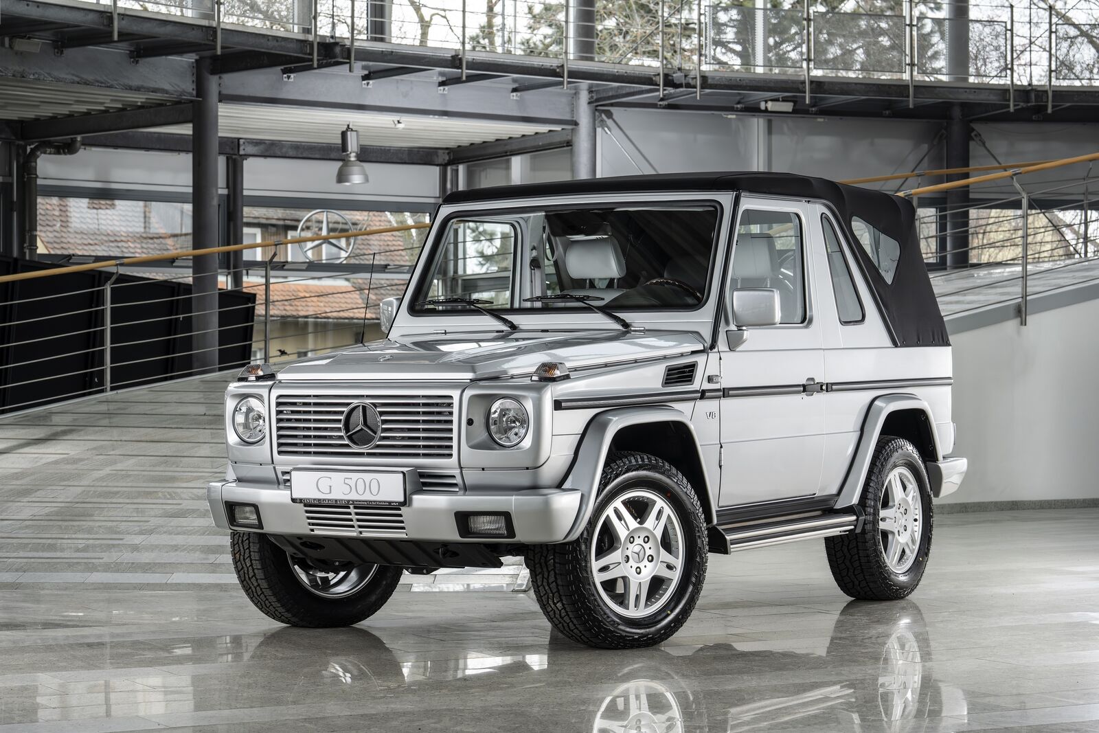 Mercedes-Benz G 500