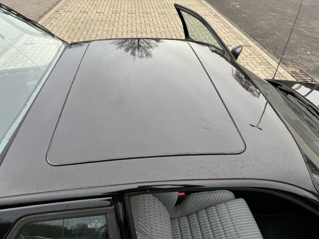 Porsche 924 S Exclusivmodell LeMans