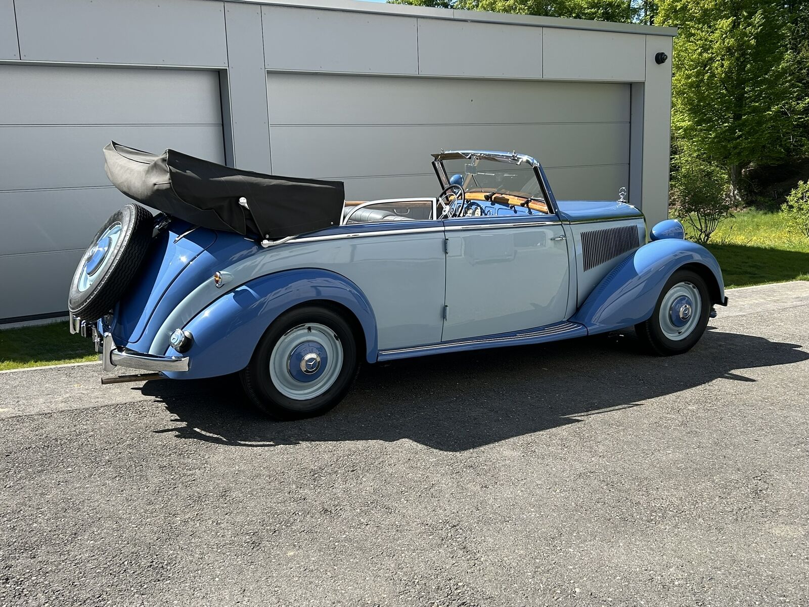 Mercedes-Benz 230 Cabriolet B