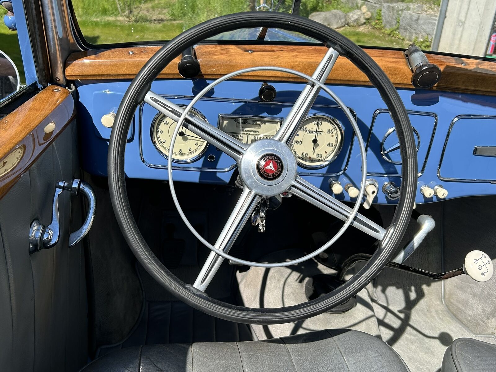 Mercedes-Benz 230 Cabriolet B