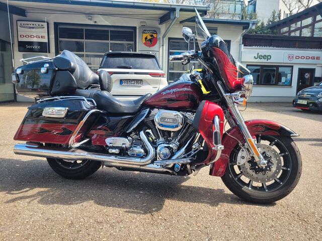 HARLEY DAVIDSON CVO Ultra Classic E-Glide, Top gepflegt Ansicht 1 für Fahrzeugdetailseite