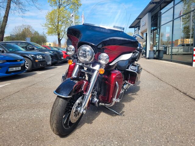 HARLEY DAVIDSON CVO Ultra Classic E-Glide, Top gepflegt Ansicht 12 für Fahrzeugdetailseite