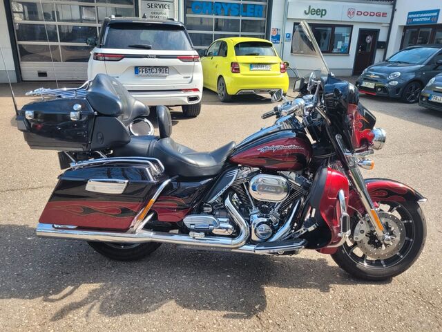 HARLEY DAVIDSON CVO Ultra Classic E-Glide, Top gepflegt Ansicht 7 für Fahrzeugdetailseite