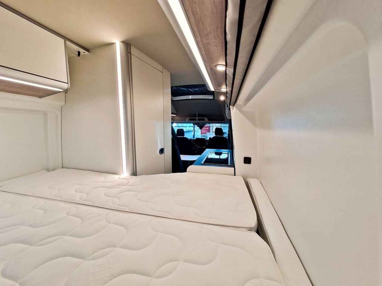 WESTFALIA Limited Automatik*AHK*Alus Ansicht 11 für Fahrzeugdetailseite