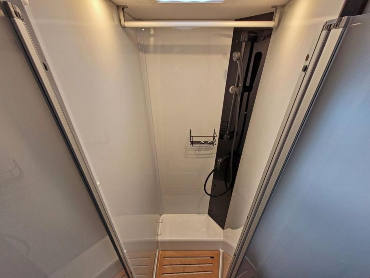 ETRUSCO 7.4 SBC *ACC*LITHIUM*MARKISE*RFK* Ansicht 11 für Fahrzeugdetailseite