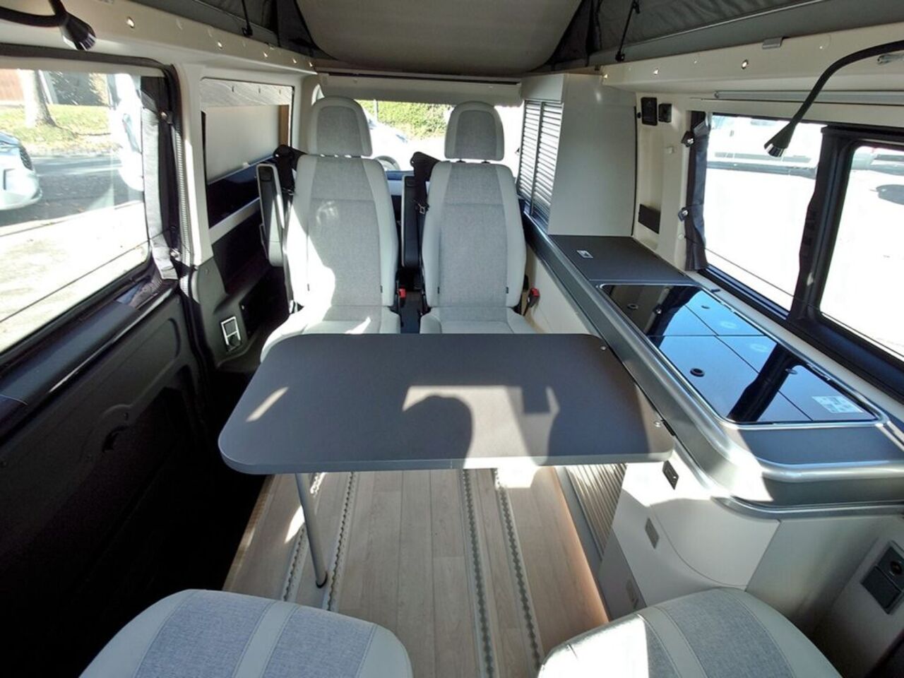 WESTFALIA Six Navi*ACC*3,2to*Alu Ansicht 7 für Fahrzeugdetailseite