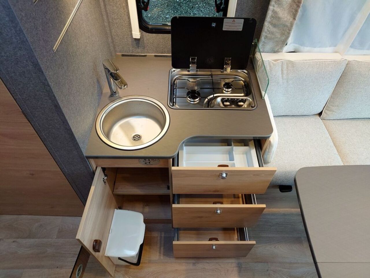 DETHLEFFS T 7055 EBL *Winter*Active*Assistenz*ATM Ansicht 7 für Fahrzeugdetailseite