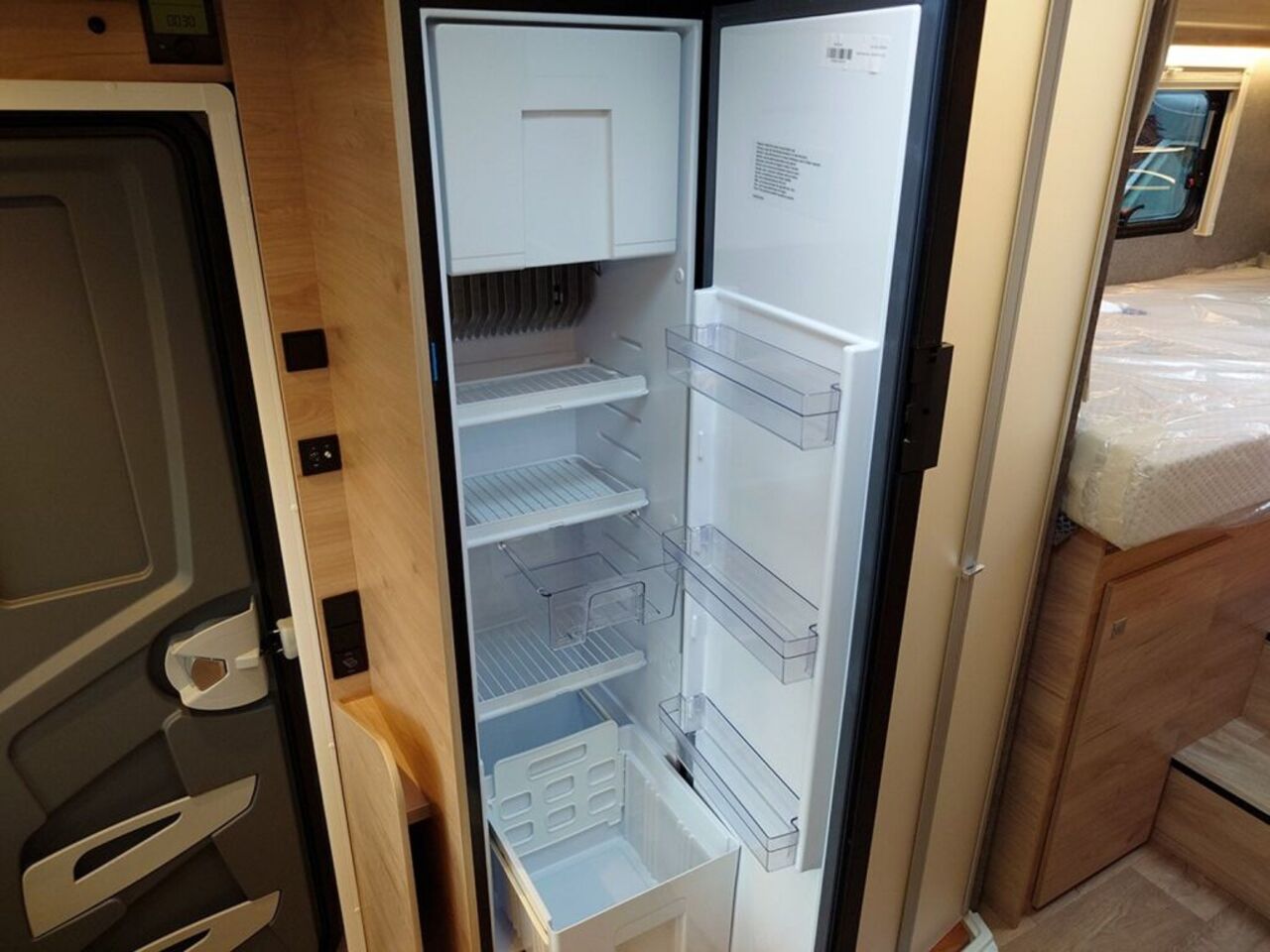 DETHLEFFS T 7055 EBL *Winter*Active*Assistenz*ATM Ansicht 8 für Fahrzeugdetailseite