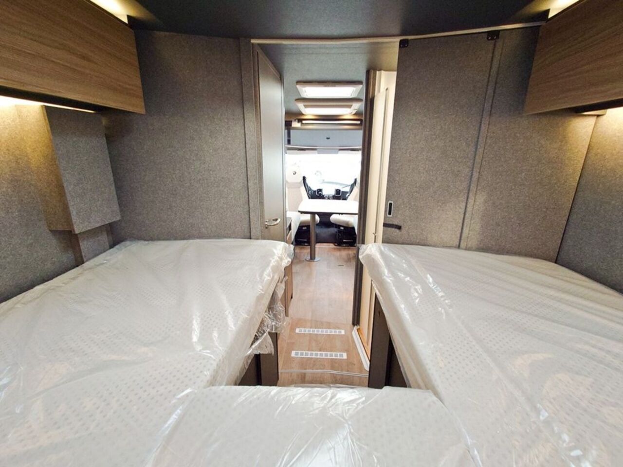 DETHLEFFS I 7057 EBL Ansicht 14 für Fahrzeugdetailseite