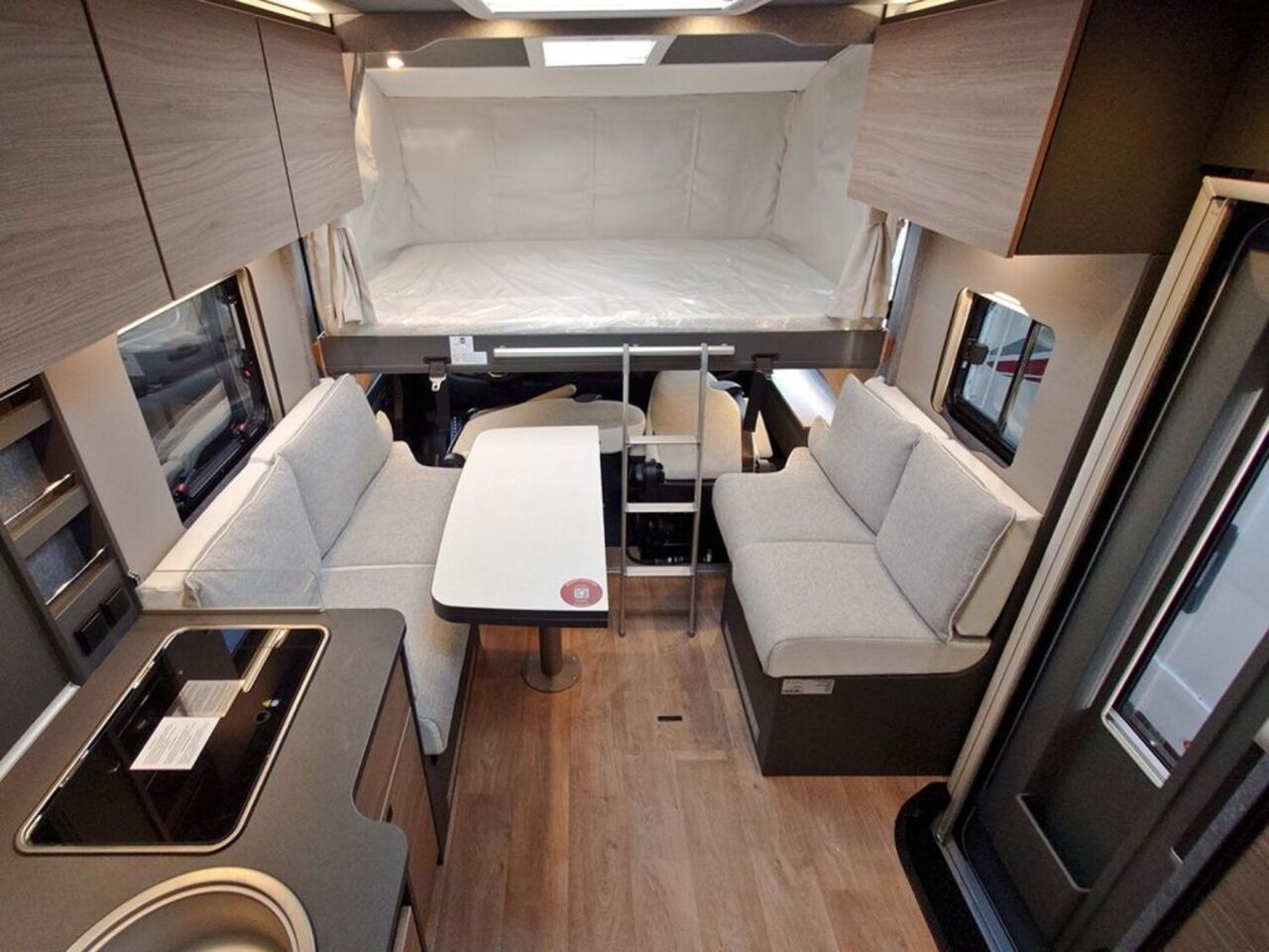 DETHLEFFS I 7057 EBL Ansicht 15 für Fahrzeugdetailseite