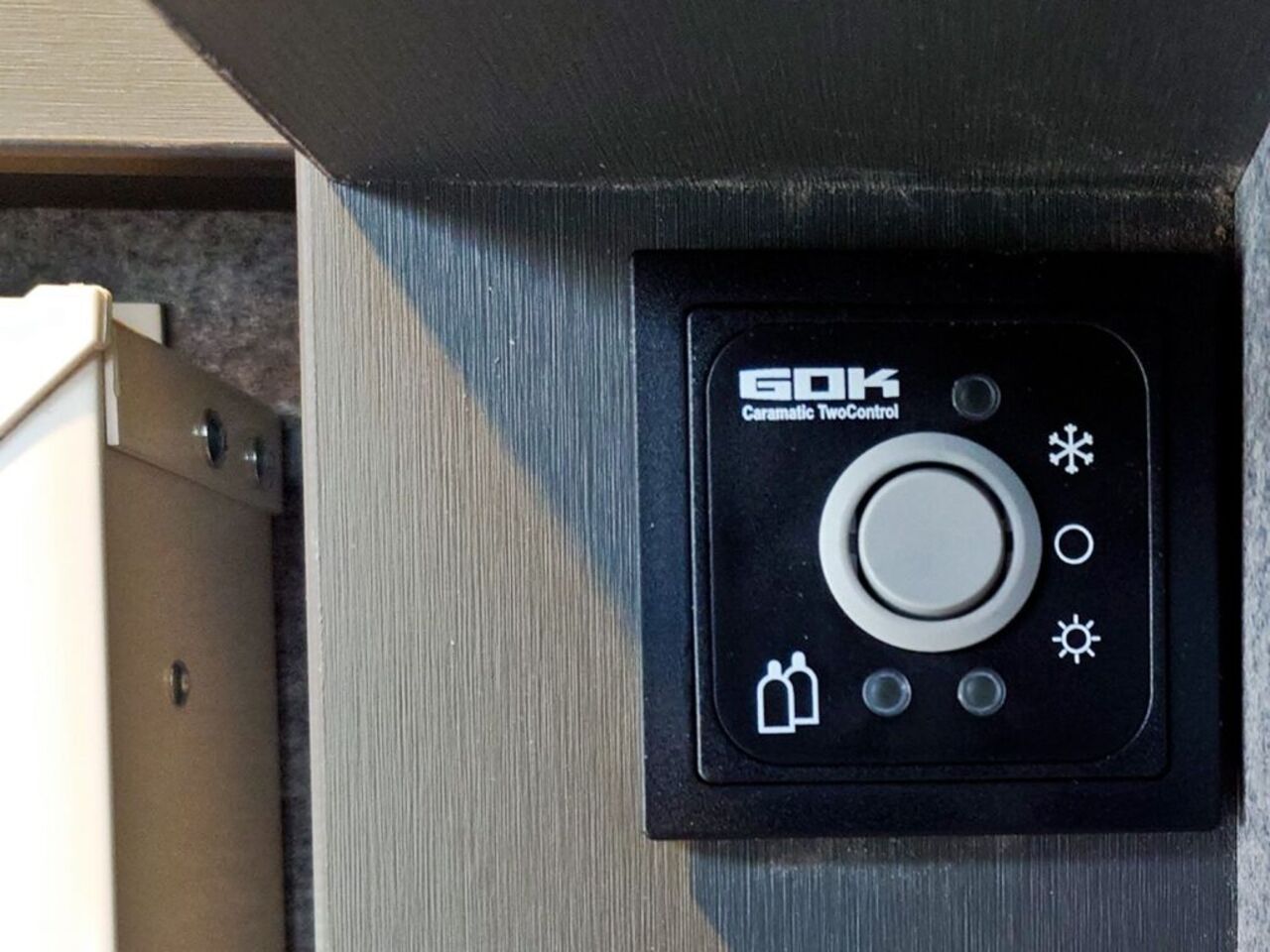 DETHLEFFS I 7057 EBL Ansicht 18 für Fahrzeugdetailseite