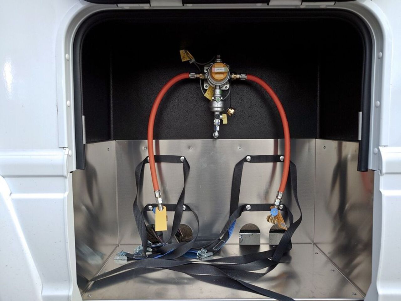 DETHLEFFS I 7057 EBL Ansicht 4 für Fahrzeugdetailseite