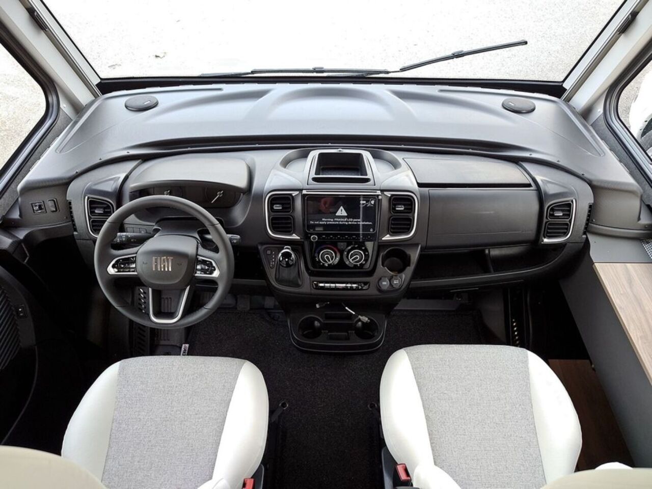 DETHLEFFS I 7057 EBL Ansicht 5 für Fahrzeugdetailseite