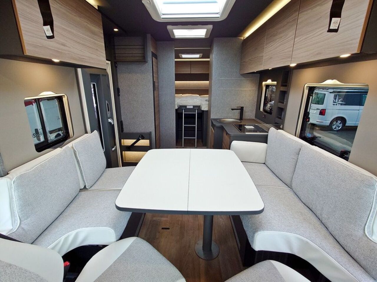 DETHLEFFS I 7057 EBL Ansicht 6 für Fahrzeugdetailseite