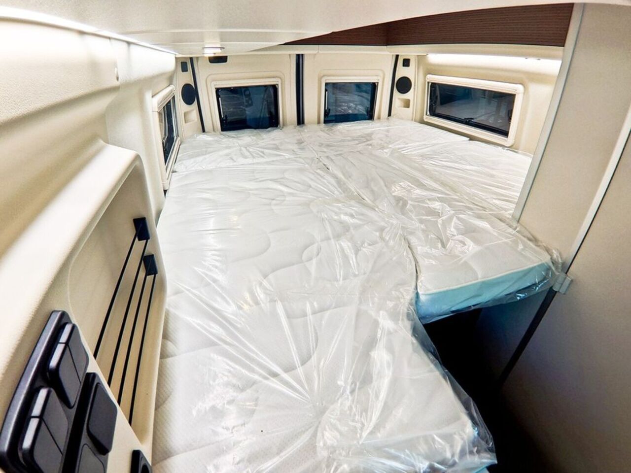 WESTFALIA 640 E Automatik*Solar*Markise Ansicht 10 für Fahrzeugdetailseite